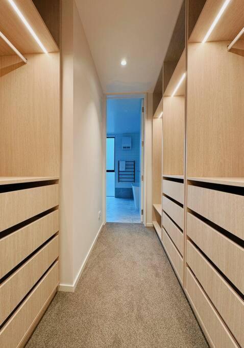 Black-Luxe Living In The Heart Of City Apartman Christchurch Kültér fotó