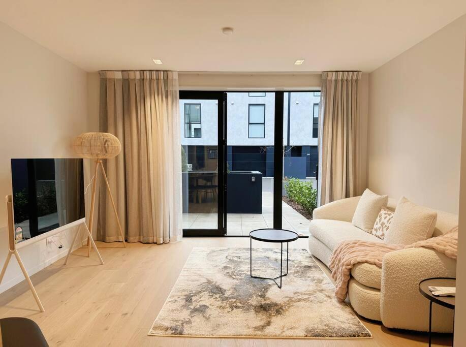 Black-Luxe Living In The Heart Of City Apartman Christchurch Kültér fotó