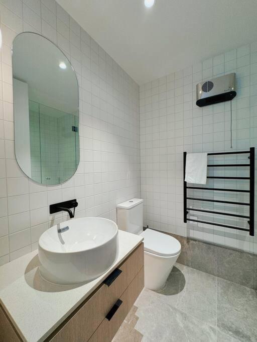 Black-Luxe Living In The Heart Of City Apartman Christchurch Kültér fotó